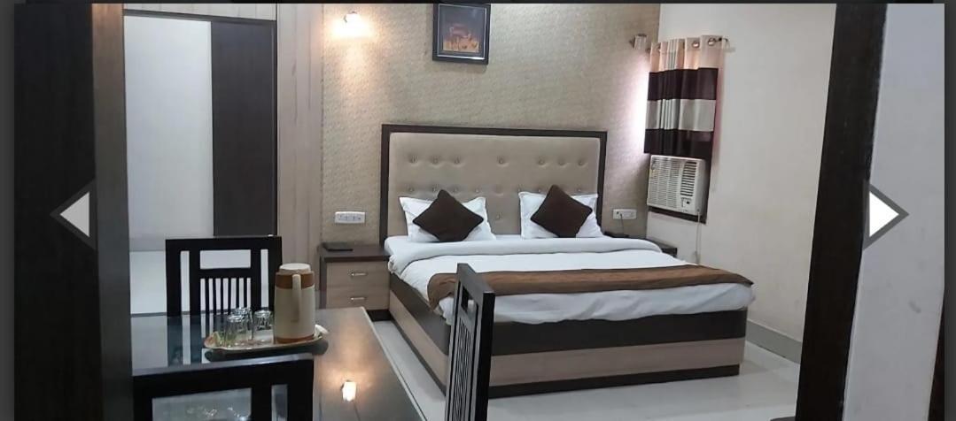 Hotel Soni International Khalilabad Extérieur photo